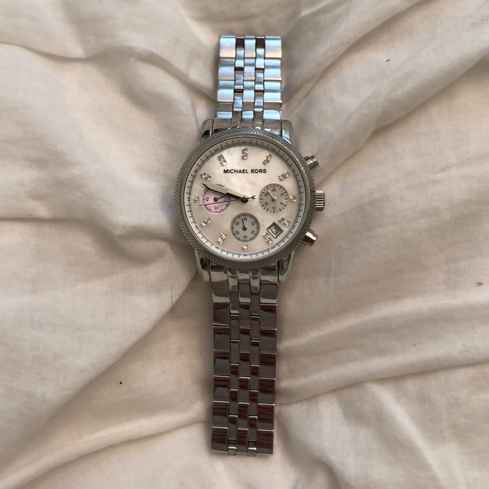 Micheal Kors Silver MK-5020